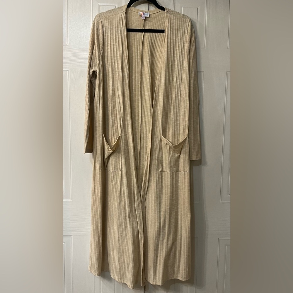 Medium lightweight duster